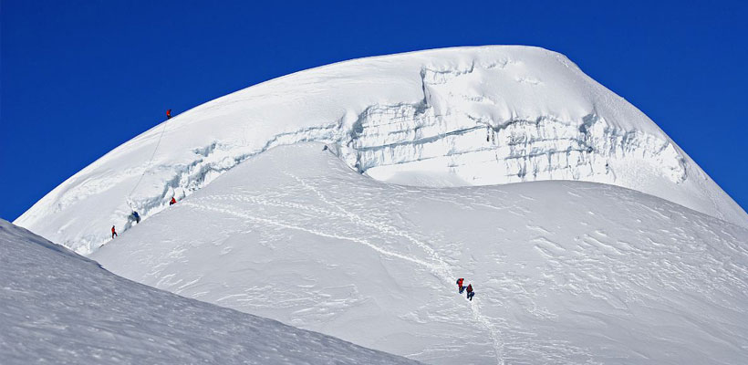 Mera Peak Climbing (6469m)