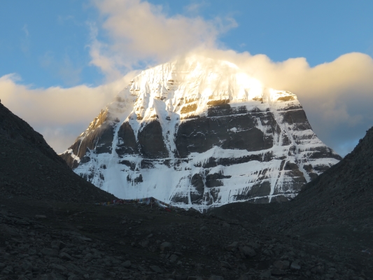 Mt Kailash Helicopter Tour